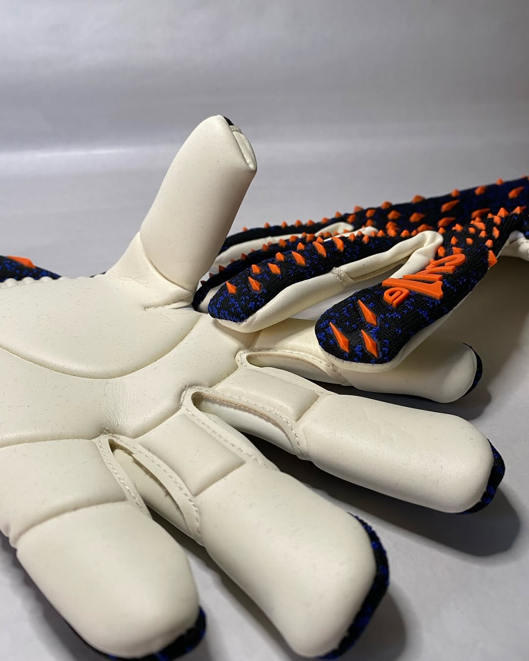 Guantes De Arquero Ch1 Modelo Shark Profesionales - 3